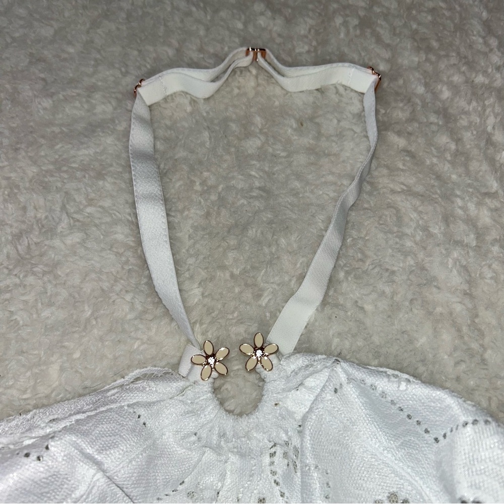 Savage X Fenty Angel White Curvy Lace Halter Bralette 3X NWT - Picture 2 of 5
